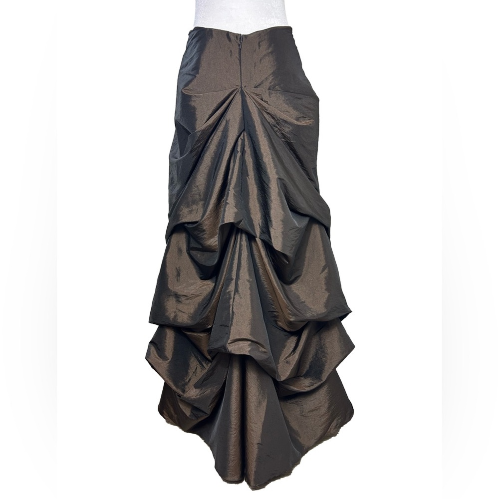 David’s Bridal Brown Ruched Taffeta Formal Ball Gown Skirt – Size 6